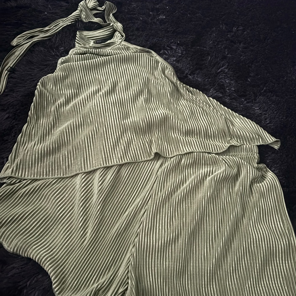 Green Pleated Halter Set